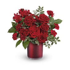 Radiant Crimson Bouquet (Deluxe)