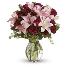 Lavish Love Bouquet with Long Stemmed Red Roses (Deluxe) Lavish Love Bouquet with Long Stemmed Red Roses (Deluxe)