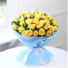 Beautiful Bunch Of 35 Yellow Roses (As Shown)