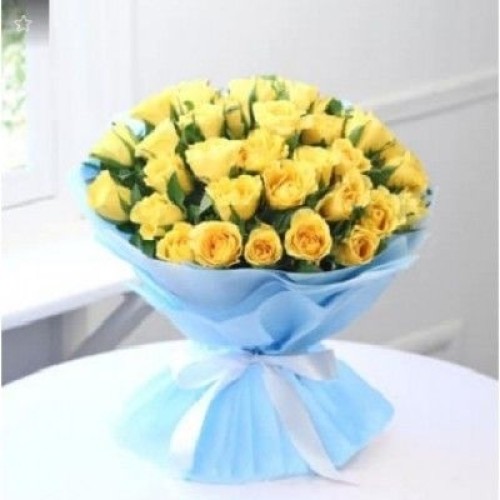 Beautiful Bunch Of 35 Yellow Roses (As Shown)
