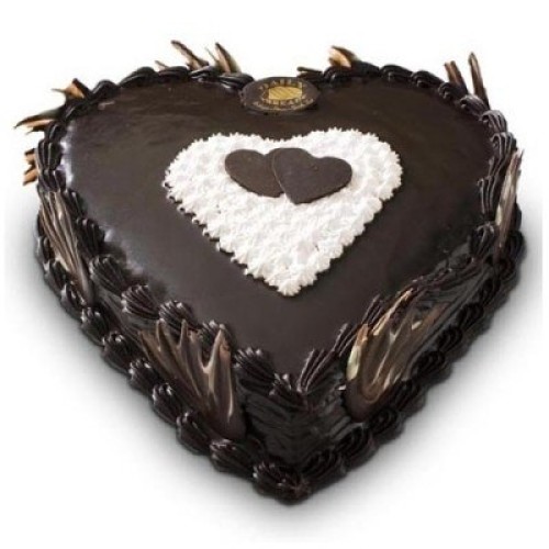 Heart Shaped Chocolate Truffle Cake 3 Kg (As Shown)