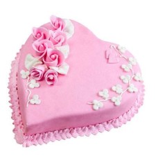 Heart Shaped Strawberry Cake 2kg (As Shown)