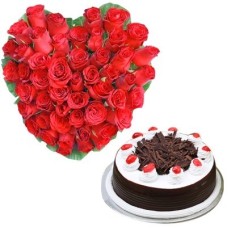 Rose Heart With 1 Kg Black Forest Cake (As Shown)