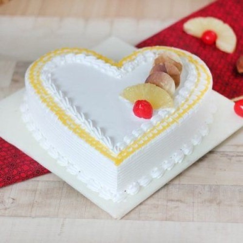 Heart Shaped Pineapple Cake 1.5 Kg (As Shown)