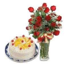 Glass Vase With 20 Red Roses 1 Kg Pineapple Cake (As Shown)