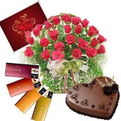 Bunch Of 20 Red Roses 1 Kg Heartshape Chocolate Cake With 4 Temptation Chocolate Greeting Card (As Shown)