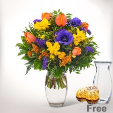 Flower Bouquet Spring Herald with Vase & 2 Ferrero Rocher