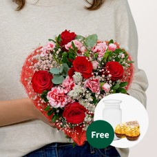 Flower Bouquet HerzensblÃ¼te with vase & 2 Ferrero Rocher