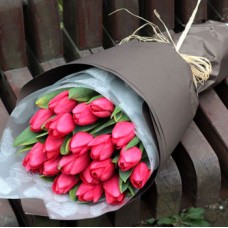 Winter Tulip Bouquet (pink tulip)
