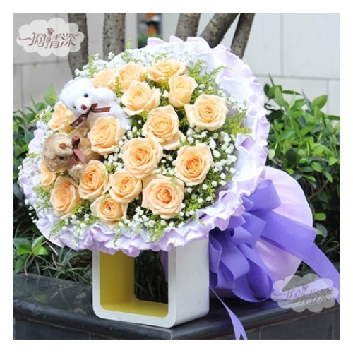Champagne Rose Bouquet (Basic)