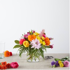 Feast of Color â€“ A Florist Original (DELUXE)