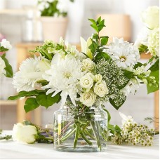 Classic Ivory â€“ A Florist Original (STANDARD)