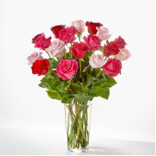 Charming Rose Bouquet (Standard - 12 Roses)