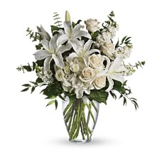 Dreams From the Heart Bouquet (Deluxe)