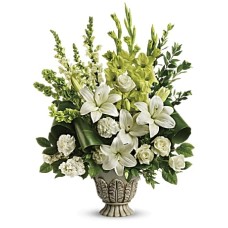 Clouds Of Heaven Bouquet (Deluxe)