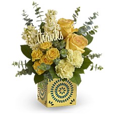 Shimmer Of Thanks Bouquet (Deluxe)