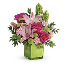 In Love With Lime Bouquet (Deluxe)