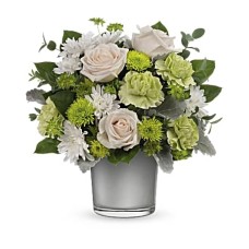 Light On The Water Bouquet (Deluxe)