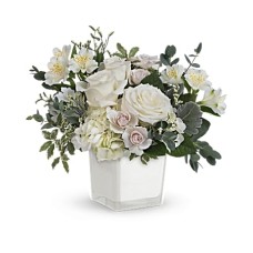 Peaceful Clouds Bouquet (Deluxe) Peaceful Clouds Bouquet (Deluxe)