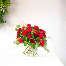 24 Deluxe Red Roses