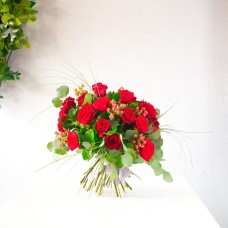 24 Deluxe Red Roses