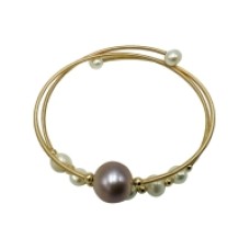 Gold color bracelet with natural fresh water pearls