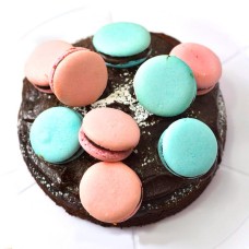 Macaroons Fudge Cake - 500G (1.1 Lbs)