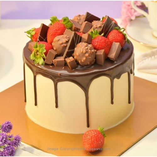 CHOCO BERRY DRIP CHOCOLATE CAKE 1.2KG (2.6LBS)