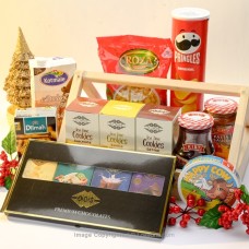 FESTIVE FAVORITES GIFT BASKET