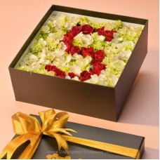 PERSONALIZED BLOSSOM GIFT BOX WITH LETTER