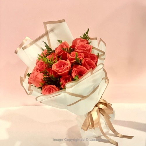 LOVE AT FIRST SIGHT - 20 ROSES