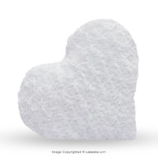 WHITE HEART CUSHION