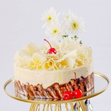 Rose Blanc Cake 1.3Kg (2.8Lbs)