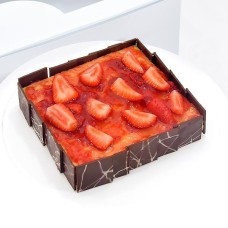 Strawberry Baked Cheesecake - 500G (1.1 Lbs)