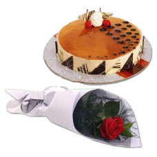 (004) Cake W/Red Rose In A Box