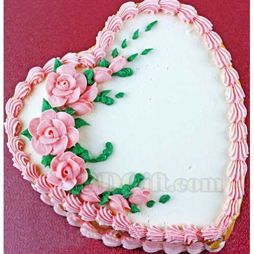 (27) 3.3 Pounds Vanilla Heart Cake