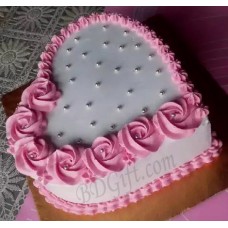 1 Pound vanilla heart cake