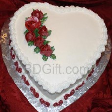(41) 4.4 pounds Vanilla Heart Cake