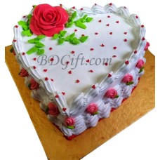1 Pound Heart Shape Vanilla Cake