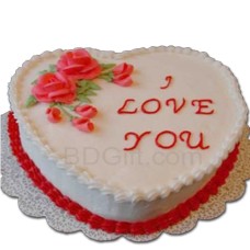 (16) Yummy Yummy- 3.3 pounds Vanilla Heart Cake