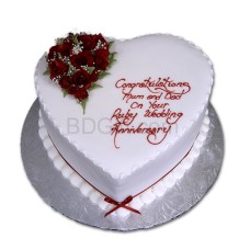 (44) 4.4 Pounds Vanilla Heart Cake