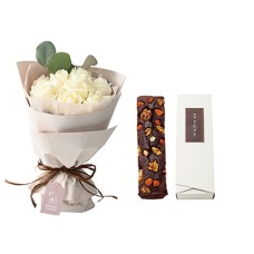 white & Poundcake chocolate