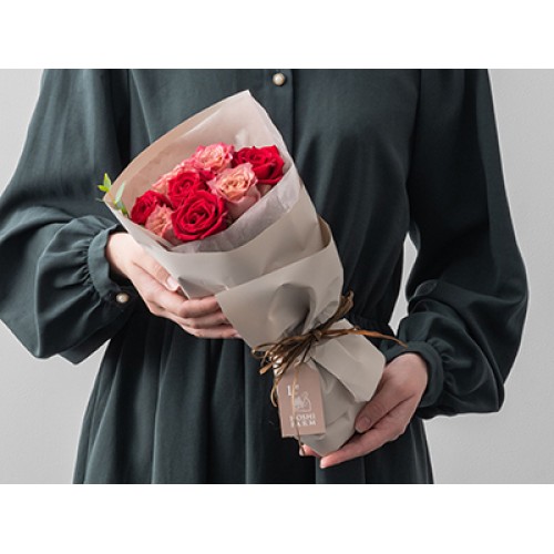 Frill Bouquet Nuance Red