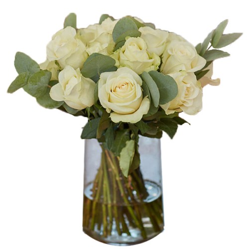 Bouquet of white roses