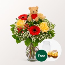 Flower Bouquet Herzensbote with vase & 2 Ferrero Rocher
