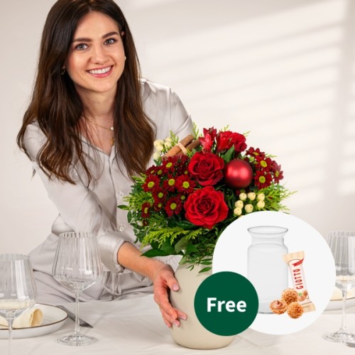 Flower Bouquet WeihnachtsÃ¼berraschung with vase & 3 Ferrero Giotto
