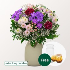 Flower Bouquet BlÃ¼tentraum with vase & 2 Ferrero Rocher