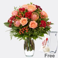 Flower Bouquet Blumenfreude with Vase & Ferrero Raffaello