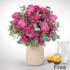 Flower Bouquet Spring Fairytale with vase & 2 Ferrero Rocher