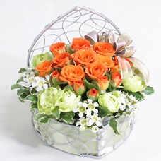 Designers Arrange-Orange Spray Roses